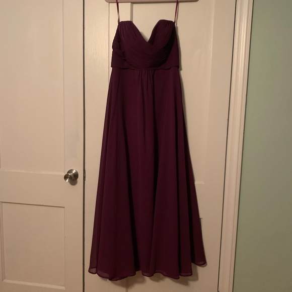 Allure Bridals Dresses & Skirts - Allure Strapless Gown Purple Size 14, Fits like 10